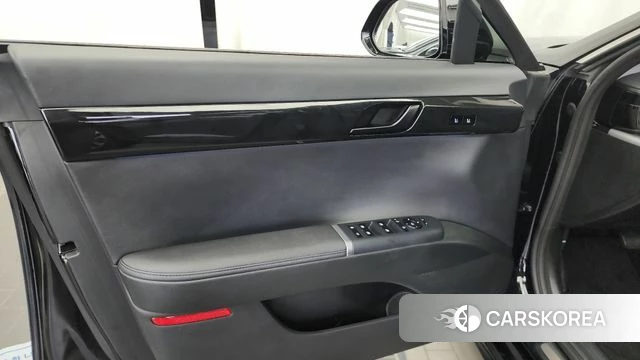 Hyundai Grandeur (GN7) id 4422451 из Кореи 16