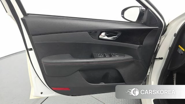 Kia Come New K3 id 4520460 из Кореи 16