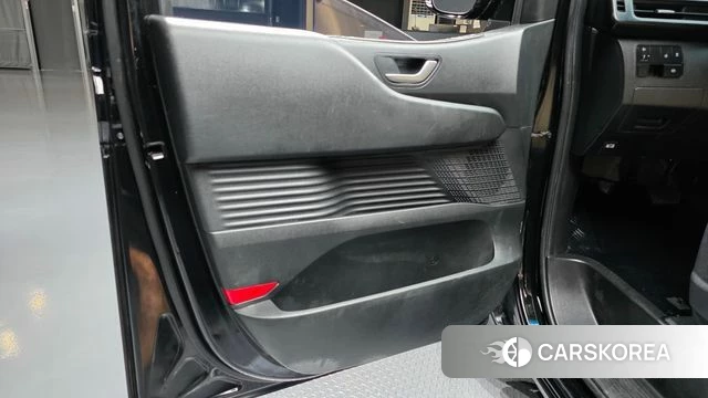 Hyundai Staria id 4623798 из Кореи 16