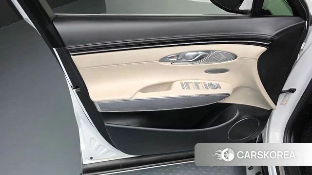 Genesis GV70 id 4757737 из Кореи 16