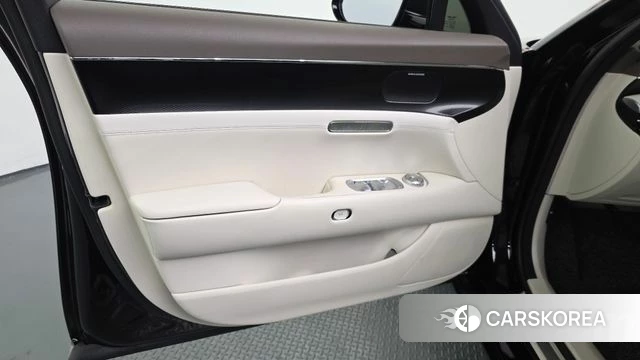 Genesis G90 (RS4) id 4640311 из Кореи 15