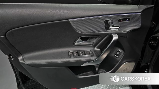 Mercedes-Benz A-Class W177 id 4338655 из Кореи 16