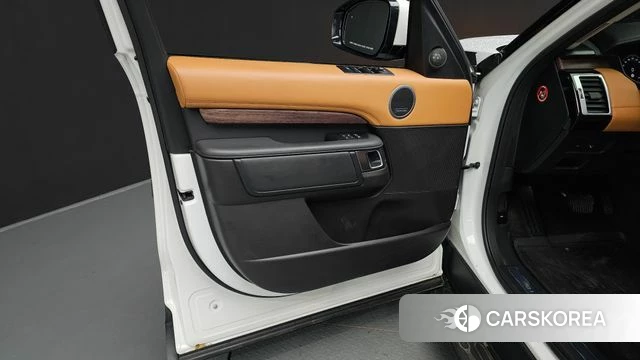 Land Rover Discovery 5 id 4574167 из Кореи 16