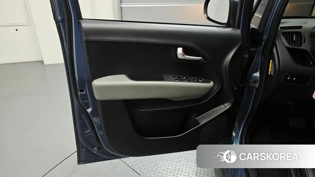 Kia The New Kia Ray EV id 4725225 из Кореи 16