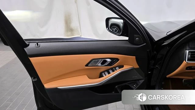 BMW 3 Series (G20) id 4408531 из Кореи 16