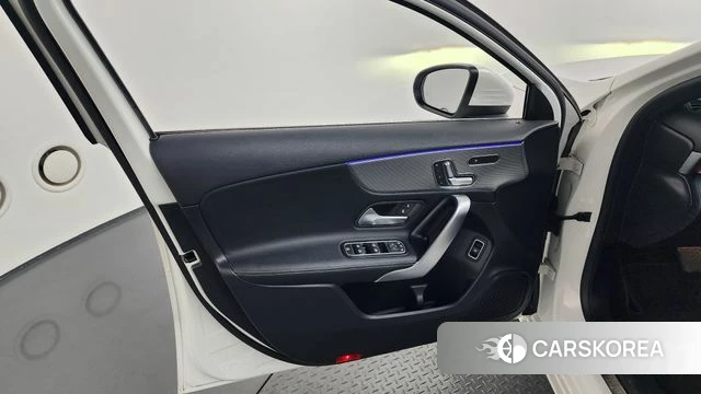 Mercedes-Benz A-Class W177 id 4445023 из Кореи 16