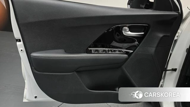 Kia Niro EV id 4293656 из Кореи 16
