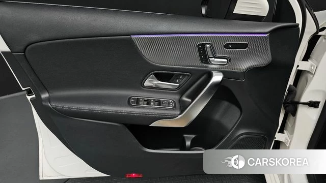 Mercedes-Benz A-Class W177 id 4528446 из Кореи 16
