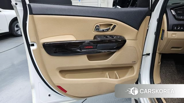 Kia The New Carnival id 4781061 из Кореи 16
