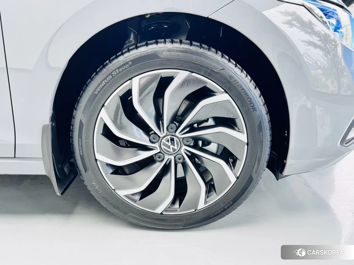 Volkswagen Golf id 4454477 из Китая 16