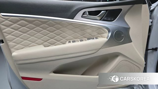 Genesis G70 id 4446288 из Кореи 16