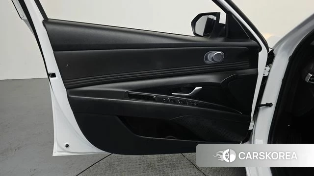 Hyundai Avante Hybrid (CN7) id 4561136 из Кореи 16