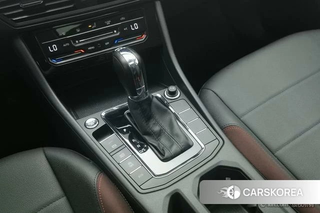 Volkswagen Bora id 4210165 из Китая 16