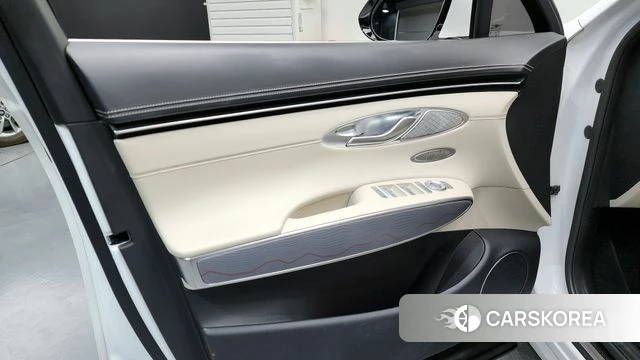 Genesis GV70 id 4324348 из Кореи 16