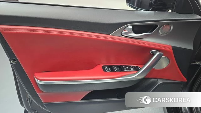 Kia Stinger id 4703243 из Кореи 16
