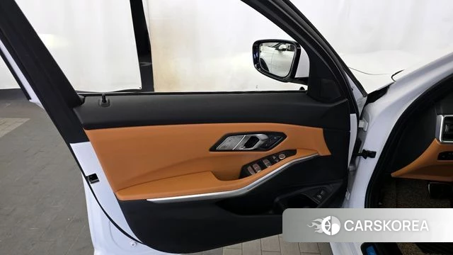 BMW 3 Series (G20) id 4201771 из Кореи 16