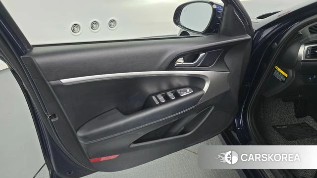 Genesis G70 id 4424624 из Кореи 16