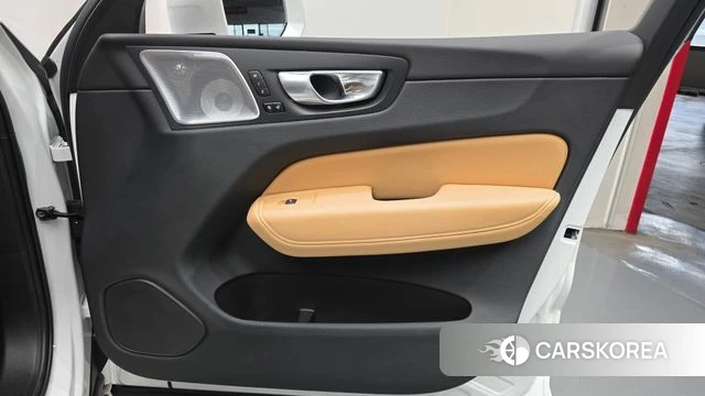 Volvo XC60 second Generation id 4302602 из Кореи 16
