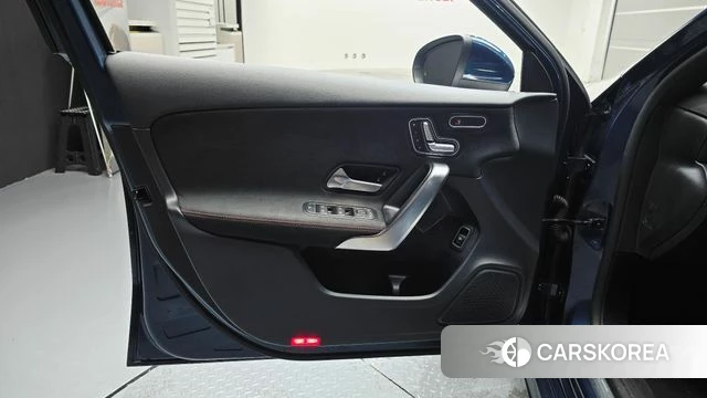 Mercedes-Benz A-Class W177 id 4562376 из Кореи 16