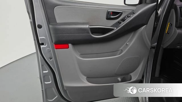 Hyundai The New Grand Starex id 4325859 из Кореи 16