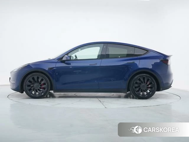 Tesla Model Y id 4213321 из Китая 16