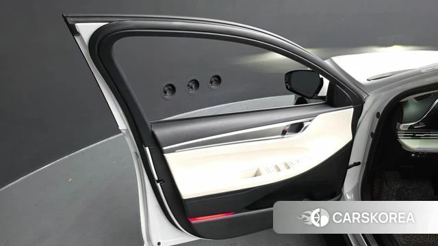 Hyundai The New Grandeur IG Hybrid id 4195577 из Кореи 16