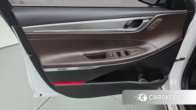 Hyundai The New Grandeur IG Hybrid id 4698304 из Кореи 16
