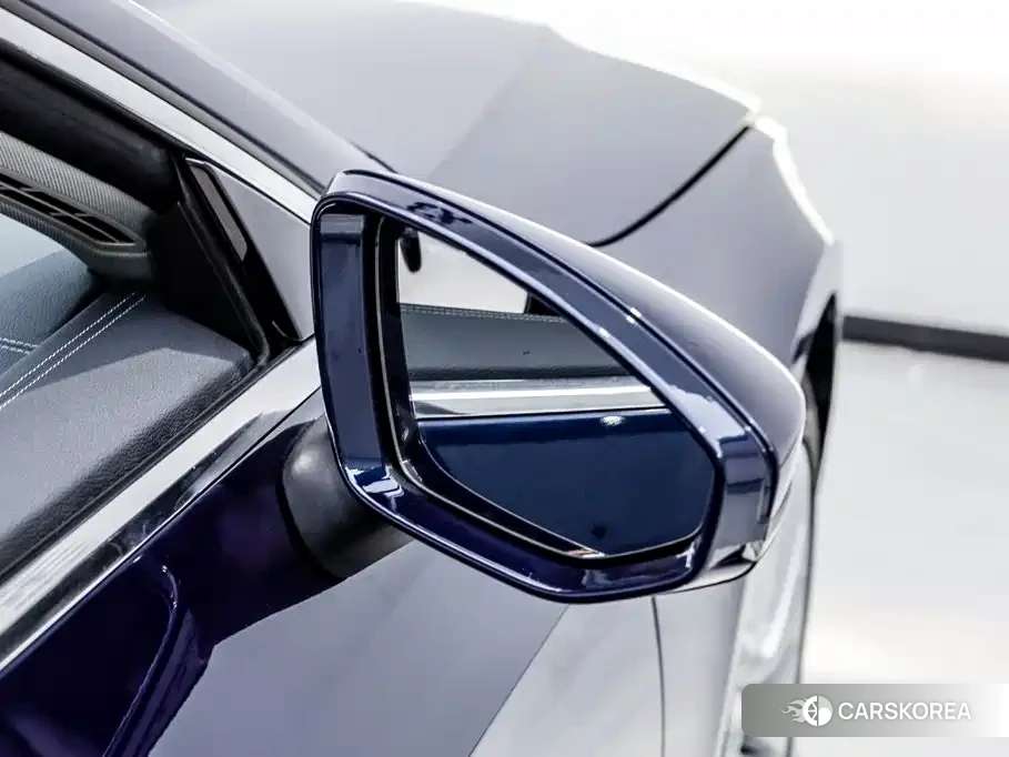 Audi A7L id 4649382 из Китая 16