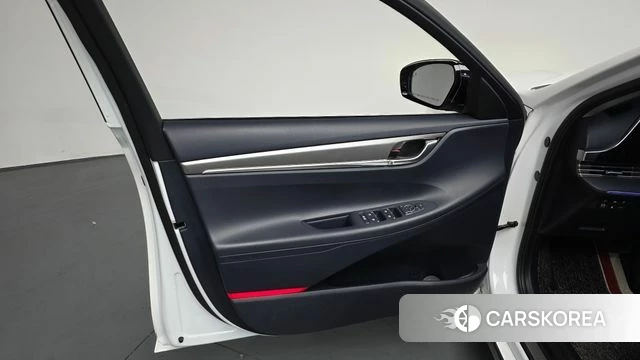 Hyundai The New Grandeur IG Hybrid id 4324260 из Кореи 16