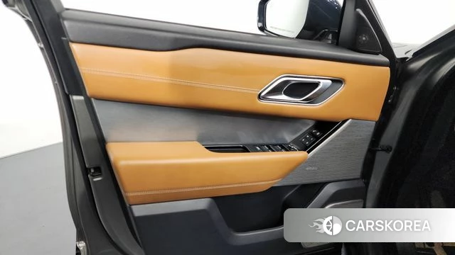 Land Rover Range Rover Velar id 4196938 из Кореи 16