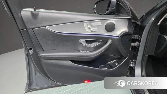 Mercedes-Benz E-Class W213 id 4447479 из Кореи 16