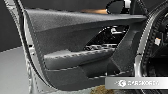 Kia Niro EV id 4906225 из Кореи 16