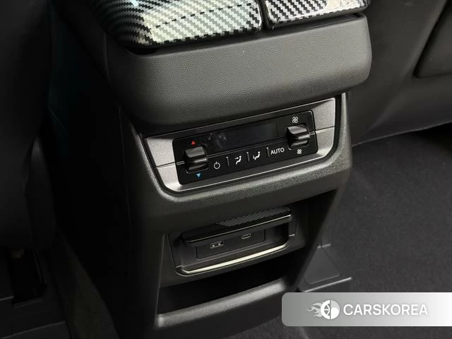 Ford Sharp World id 4215648 из Китая 16