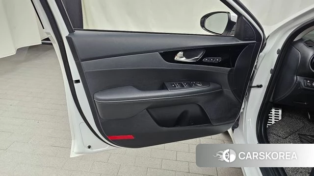 Kia The New K3 2nd generation id 4194973 из Кореи 16