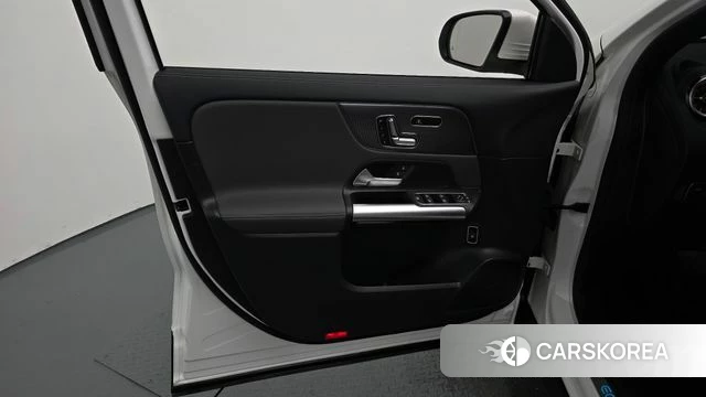 Mercedes-Benz EQA H243 id 4500162 из Кореи 16
