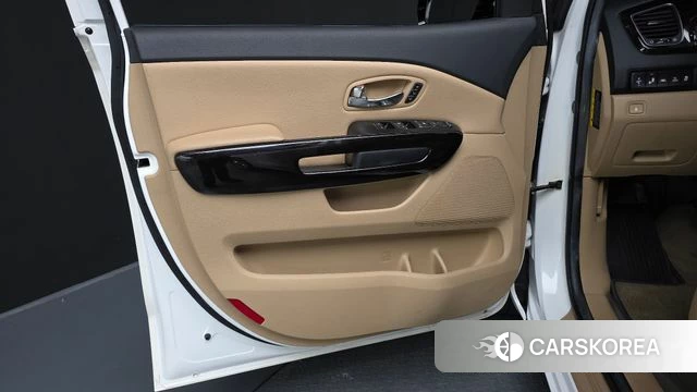 Kia The New Carnival id 4356992 из Кореи 16
