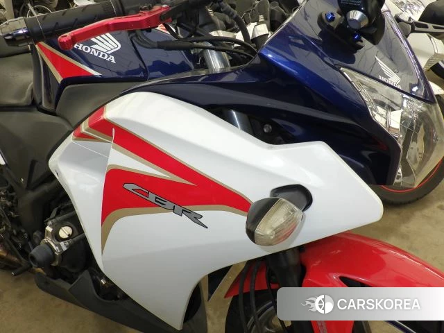 Honda CBR250R ABS id 3946818 из Японии 16