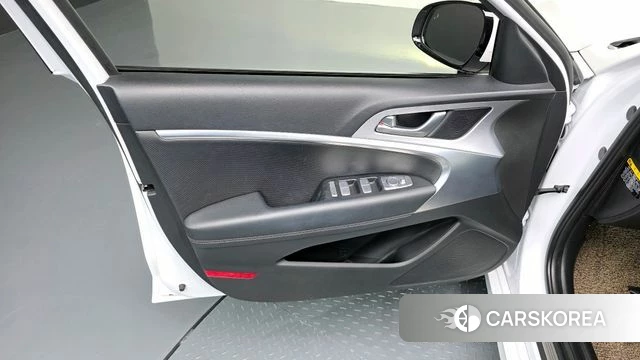 Genesis G70 id 4225317 из Кореи 16