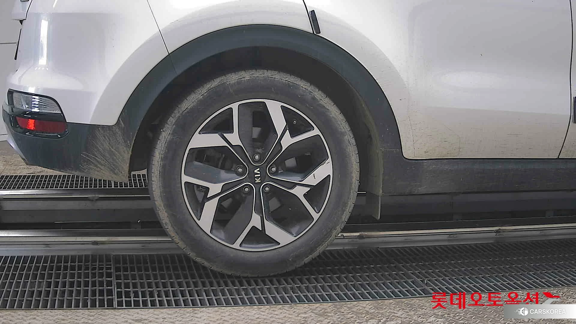 Kia Sportage id 3882088 из Кореи 16