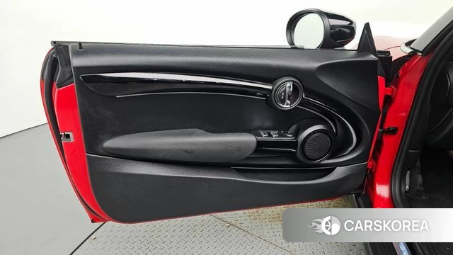 Mini Cooper Convertible id 4408324 из Кореи 16