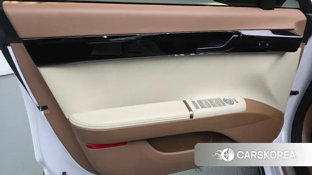 Hyundai Grandeur Hybrid (GN7) id 4230205 из Кореи 16