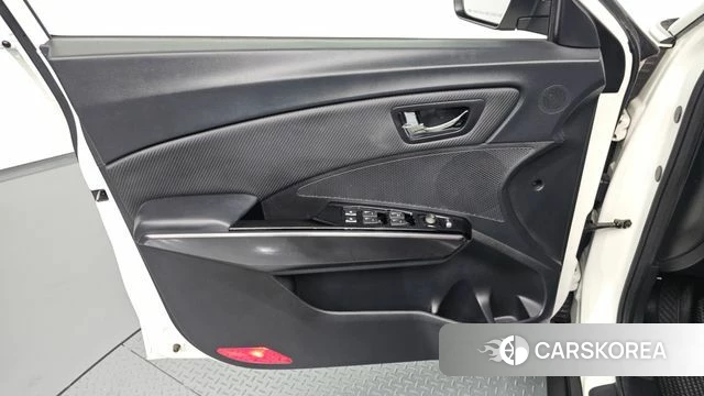 Ssangyong Berry New Tivoli id 4477063 из Кореи 16