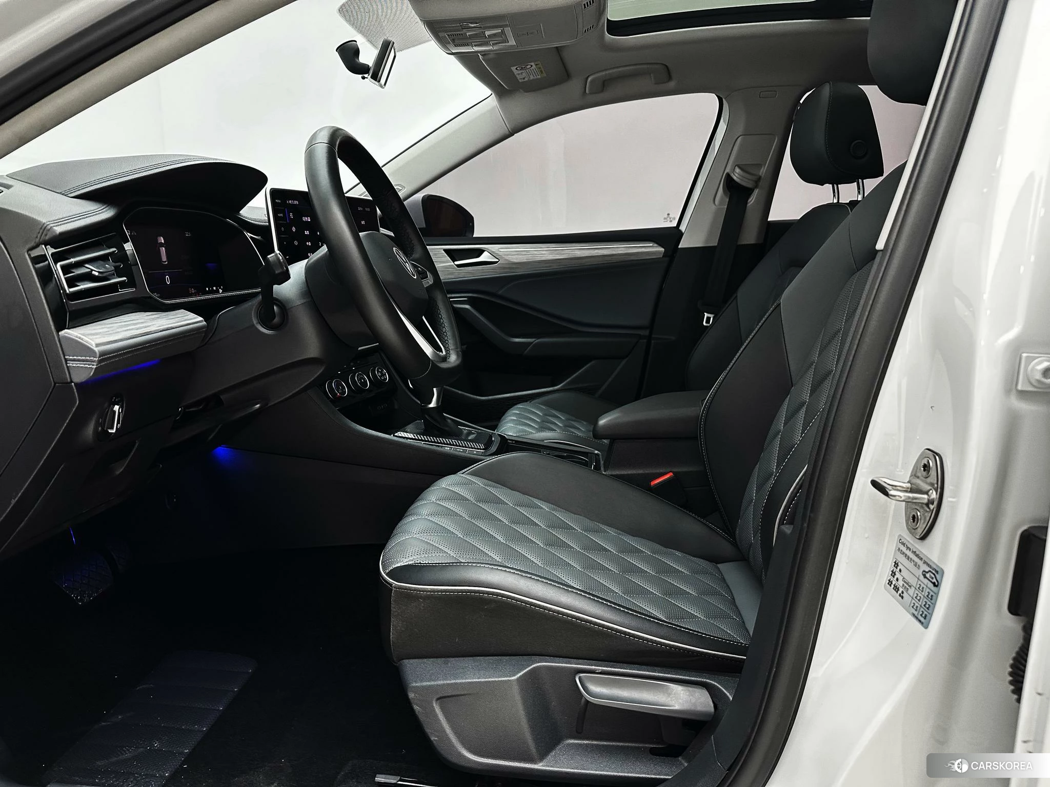 Volkswagen Sagitar id 4514874 из Китая 16