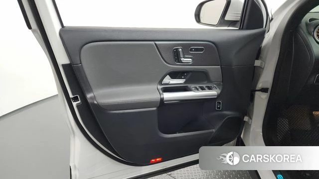 Mercedes-Benz EQA H243 id 4395225 из Кореи 16