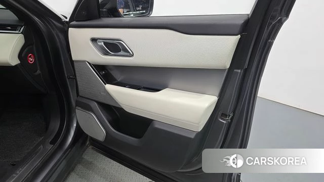 Land Rover Range Rover Velar id 4563394 из Кореи 16