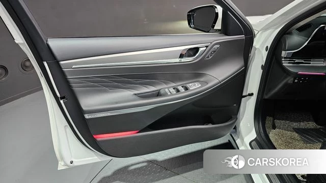 Hyundai The New Grandeur IG Hybrid id 4409971 из Кореи 16