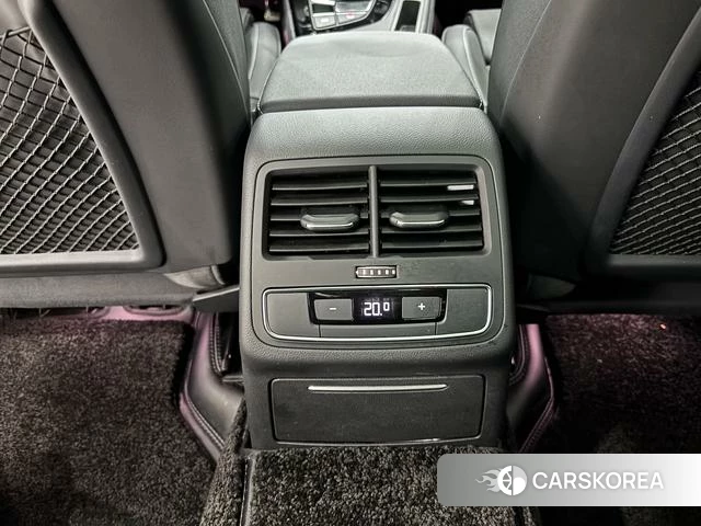 Audi A4L id 4254201 из Китая 16
