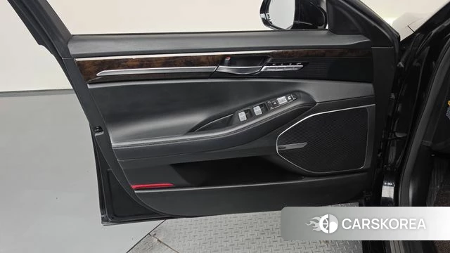 Genesis G90 id 4849691 из Кореи 16