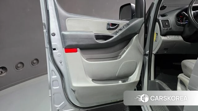 Hyundai The New Grand Starex id 4637545 из Кореи 16