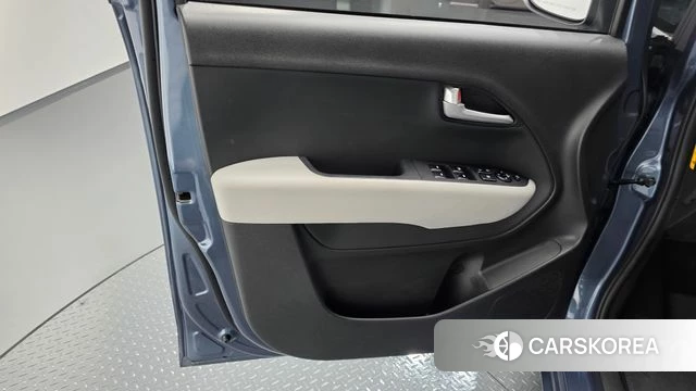 Kia The New Kia Ray EV id 4292075 из Кореи 16
